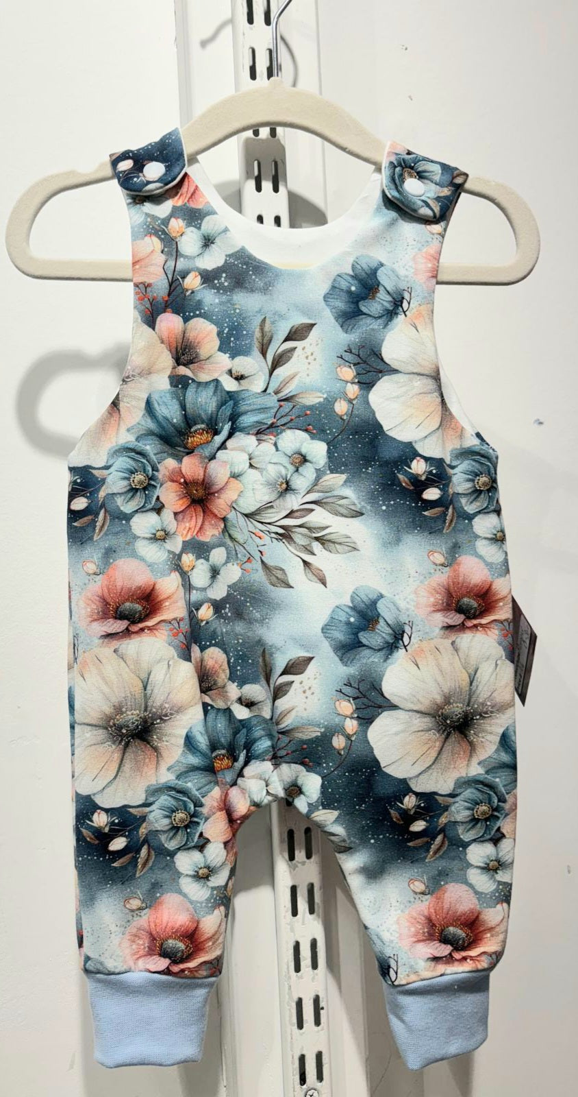 Winter floral